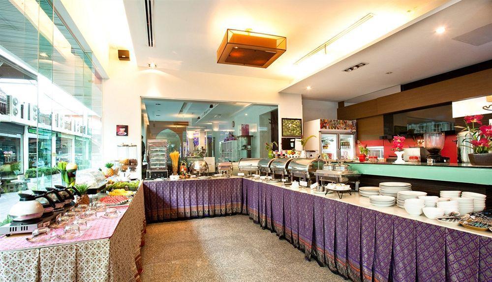 C&N Hotel - SHA Extra Plus Patong Esterno foto
